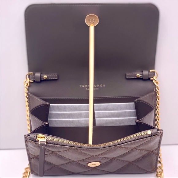 New Tory Burch Willa Chain Wallet
Crossbody Bag Chanel Classic Style - Picture 13 of 16